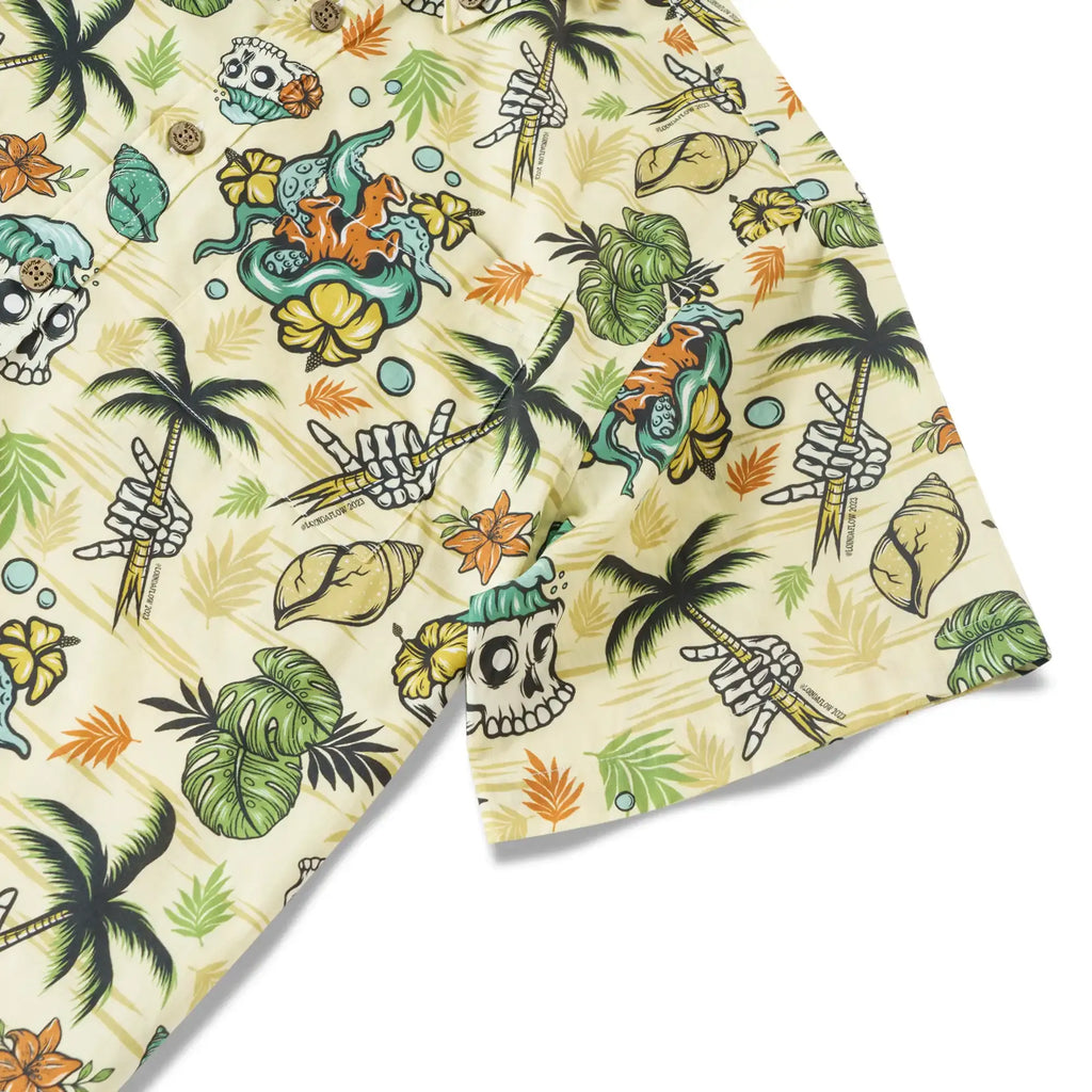 Men's Tropical Hawaiian Shirt 1990s Vintage Skull Shirt Short Sleeve Button-down100% Cotton Green Shirt Aloha Tropical Wilderness Skull By Loinda Flow