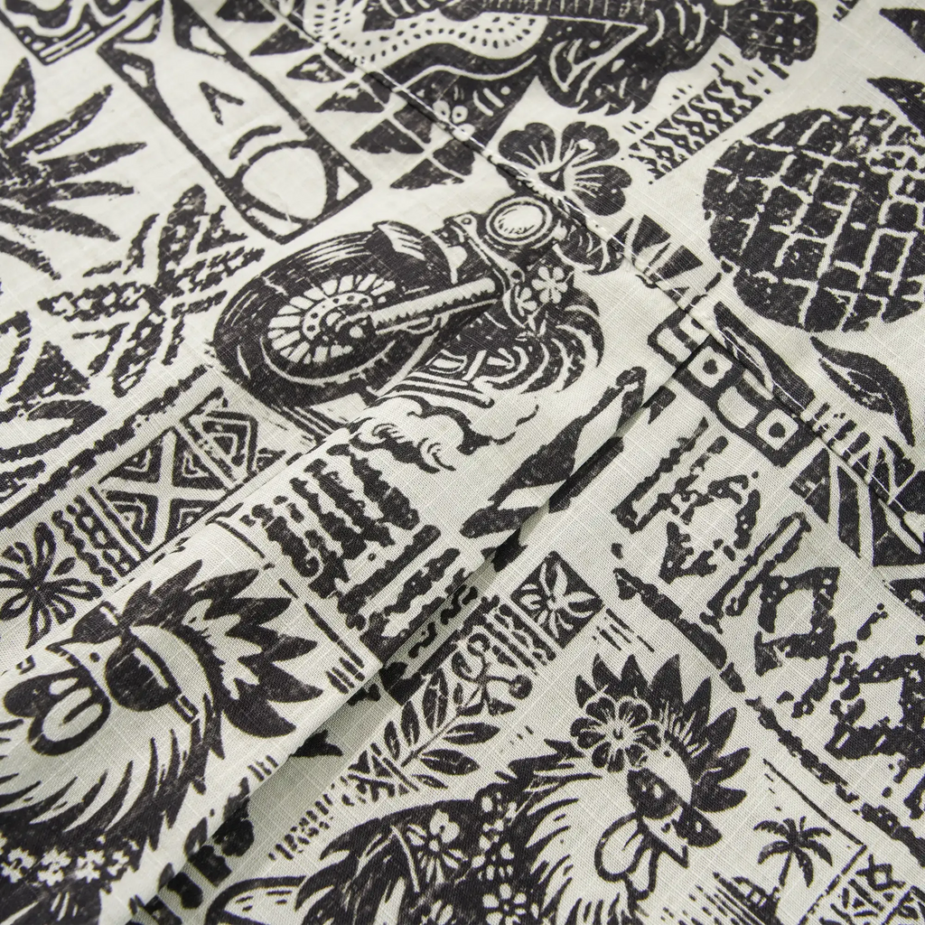 Men's Hawaiian Shirt Short Sleeve Button-down 100% Cotton Black Rooster Aloha The Bone Voyage